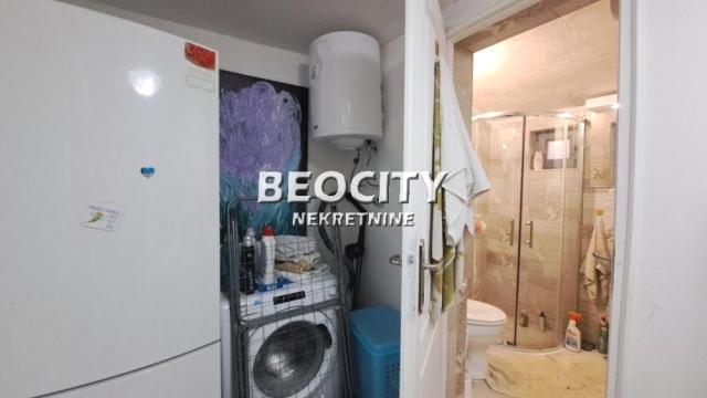 Kuća, Jednoiposoban, Prodaja, 28m2, Kalenić pijaca, Vračar, Trnska