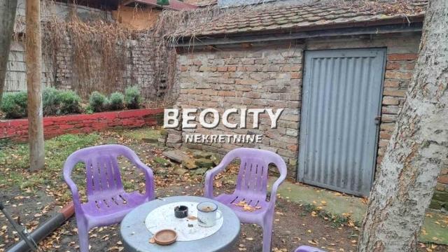 Kuća, Jednoiposoban, Prodaja, 28m2, Kalenić pijaca, Vračar, Trnska