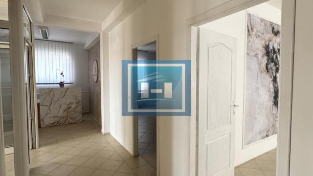 Poslovni prostor, Izdavanje, 110m2, Gradska lokacija, Ćuprija