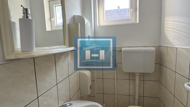 Poslovni prostor, Izdavanje, 110m2, Gradska lokacija, Ćuprija