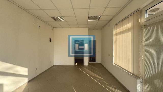 Poslovni prostor, Izdavanje, 35m2, Gradska lokacija, Ćuprija