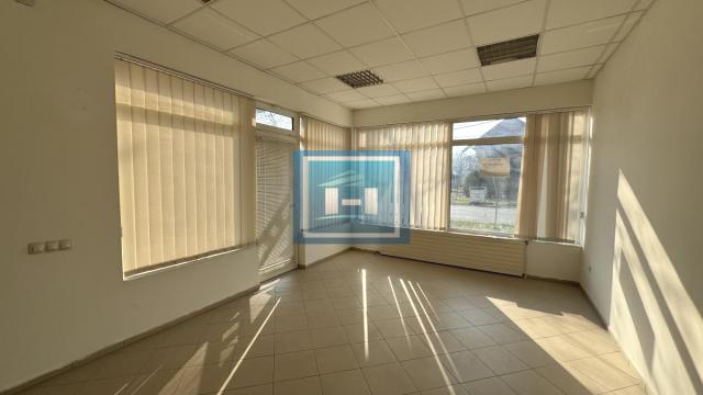 Poslovni prostor, Izdavanje, 35m2, Gradska lokacija, Ćuprija