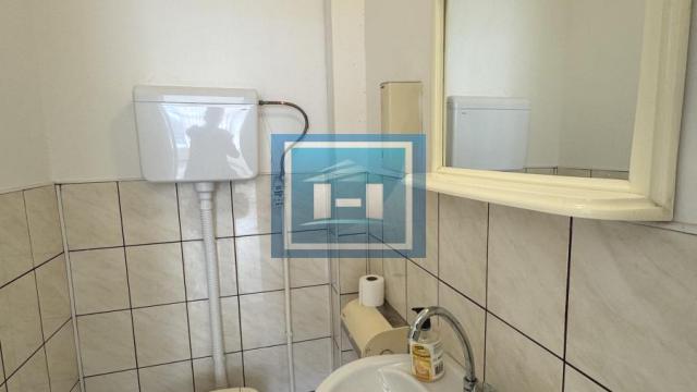 Poslovni prostor, Izdavanje, 35m2, Gradska lokacija, Ćuprija