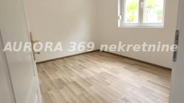 Kuća, Petosoban, Prodaja, 105m2, Petrovaradin, Novi Sad