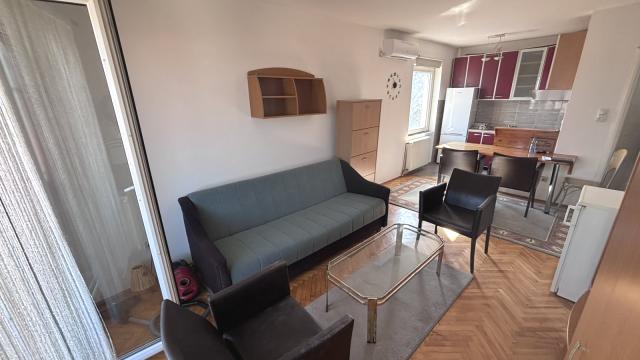 Stan, Jednoiposoban, Izdavanje, 39m2, Zvezdara - Lošinjska