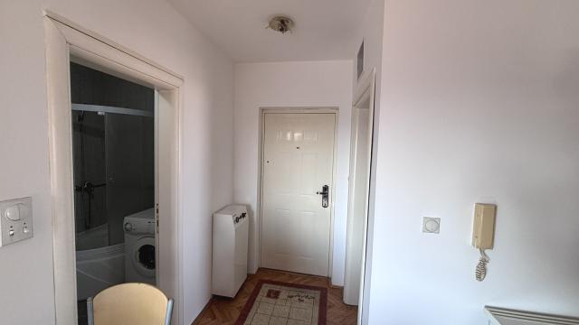 Stan, Jednoiposoban, Izdavanje, 39m2, Zvezdara - Lošinjska