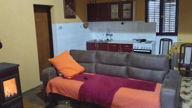 Kuća, Petosoban i veći, Prodaja, 180m2, radoja joksica 16b