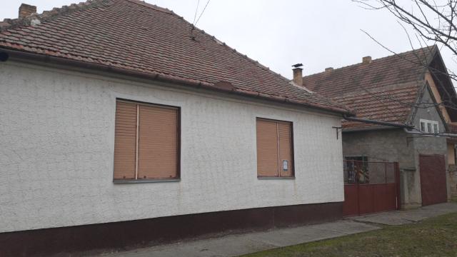 Kuća, Trosoban, Prodaja, 102m2, Jarkovac, Okolno mesto, Jarkovac