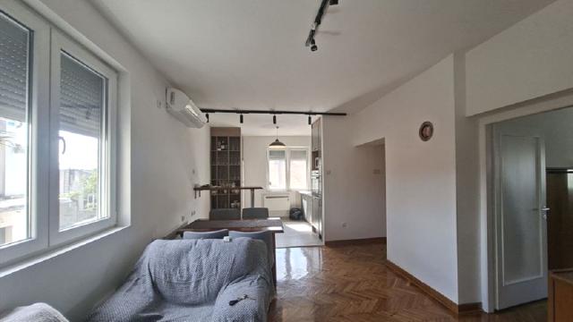 Stan, Trosoban, Prodaja, 61m2, Kralja Ostoje