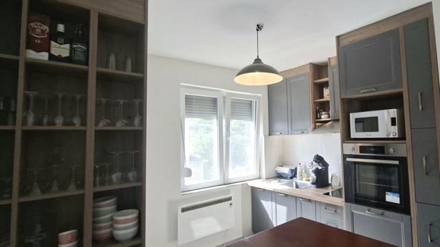 Stan, Trosoban, Prodaja, 61m2, Kralja Ostoje