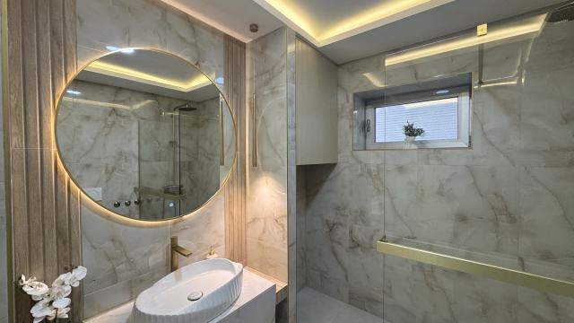 Stan, četvorosoban, Izdavanje, 150m2, Bulevar kneza Aleksandra Karađorđevića