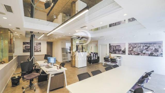 Poslovni prostor, Trosoban, Izdavanje, 117m2, Strahinjića Bana