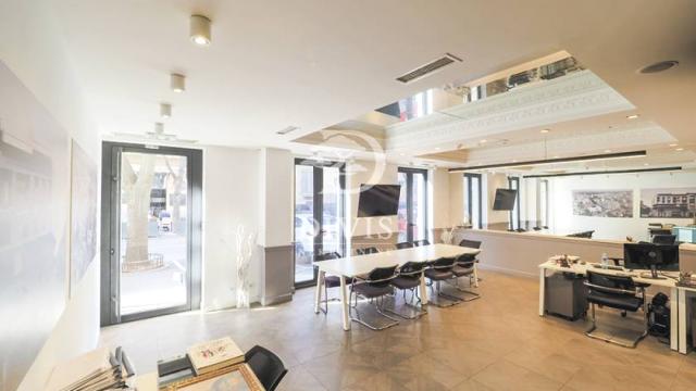 Poslovni prostor, Trosoban, Izdavanje, 117m2, Strahinjića Bana