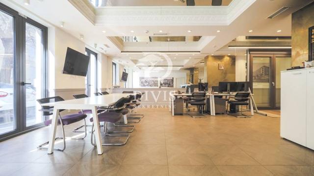 Poslovni prostor, Trosoban, Izdavanje, 117m2, Strahinjića Bana