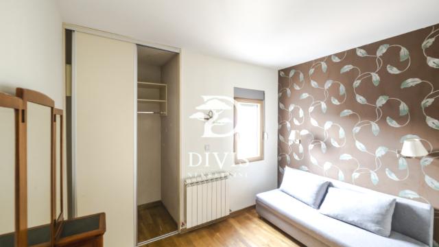 Stan, Trosoban, Prodaja, 78m2, Milutina Bojića