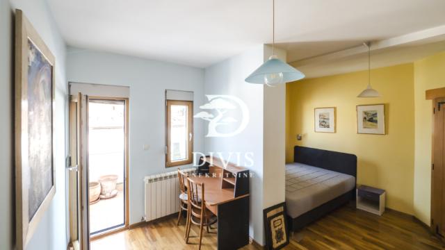 Stan, Trosoban, Prodaja, 78m2, Milutina Bojića