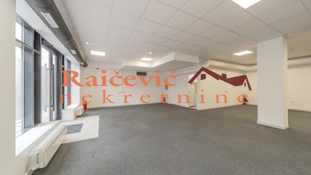 Poslovni prostor, Trosoban, Izdavanje, 140m2, Banovo brdo, Čukarica, Bore Markovica