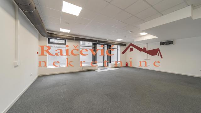 Poslovni prostor, Trosoban, Izdavanje, 140m2, Banovo brdo, Čukarica, Bore Markovica