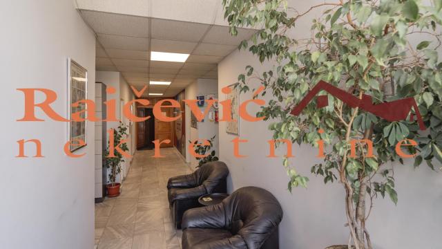 Poslovni prostor, Prodaja, 315m2, Banovo brdo, Čukarica, Pozeska