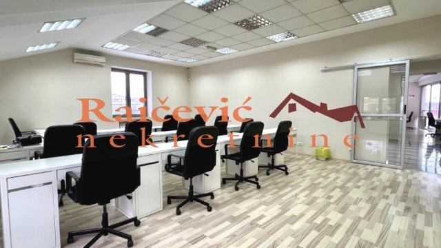 Poslovni prostor, Petosoban, Izdavanje, 183m2, Centar, Savski venac, Brankova