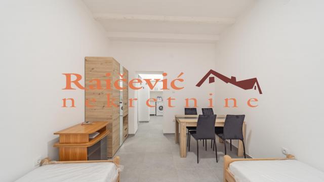 Stan, Jednosoban, Izdavanje, 30m2, Centar, Stari grad, Kapetan Misina