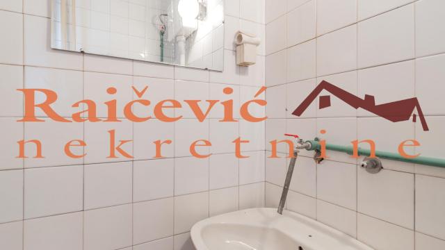 Poslovni prostor, Dvosoban, Prodaja, 49m2, Voždovac, Kumodraska