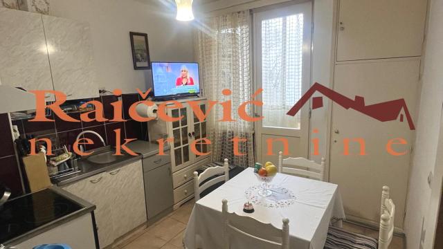 Stan, Trosoban, Prodaja, 66m2, Karaburma, Palilula, Salvadora Aljendea