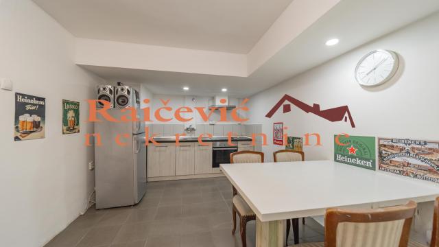 Stan, Dvoiposoban, Prodaja, 43m2, Centar, Savski venac, Savska