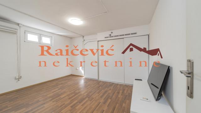 Stan, Dvoiposoban, Prodaja, 43m2, Centar, Savski venac, Savska