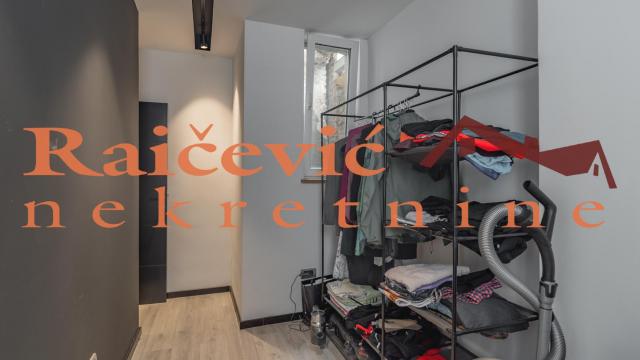 Stan, Trosoban, Prodaja, 83m2, Centar, Savski venac, Admirala Geprata