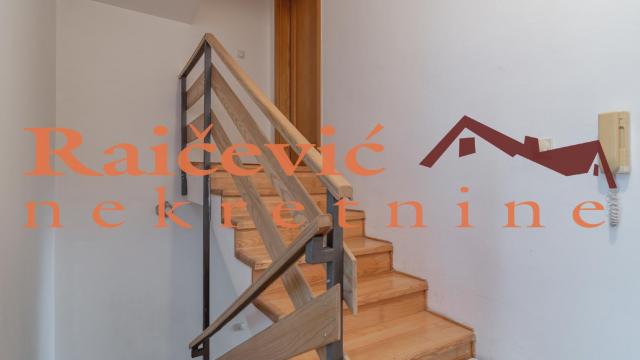 Stan, Petosoban, Prodaja, 142m2, Dedinje, Savski venac, Raska