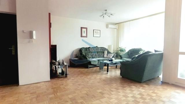 Stan, Trosoban, Prodaja, 74m2, Novo Skojevsko naselje, Rakovica, Luke Vojvodića