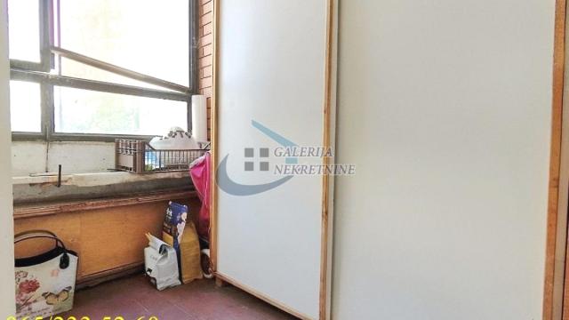 Stan, Trosoban, Prodaja, 74m2, Novo Skojevsko naselje, Rakovica, Luke Vojvodića