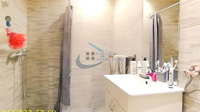 Stan, Trosoban, Prodaja, 74m2, Novo Skojevsko naselje, Rakovica, Luke Vojvodića