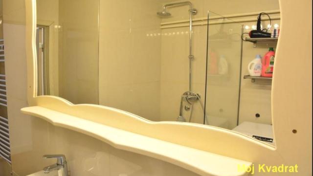 Stan, Trosoban, Prodaja, 86m2, Kalenić pijaca, Vračar, Topolska