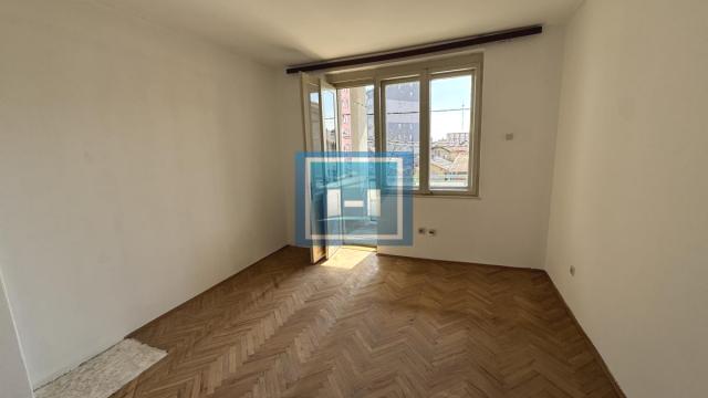 Stan, Trosoban, Prodaja, 77m2, Centar, Gradska lokacija, Ćuprija