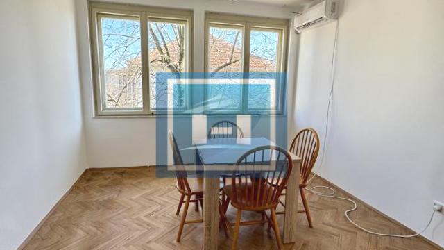 Stan, Trosoban, Prodaja, 77m2, Centar, Gradska lokacija, Ćuprija