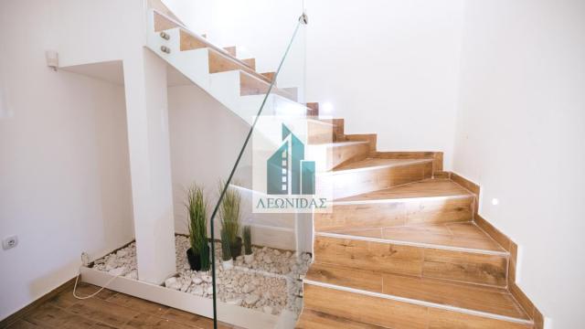 Kuća, Petosoban, Prodaja, 290m2, Medijana, Niš