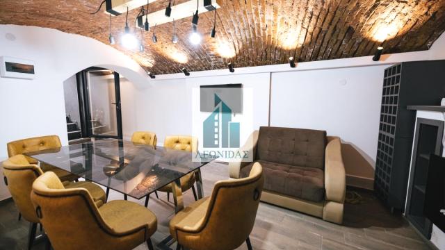 Kuća, Petosoban, Prodaja, 290m2, Medijana, Niš