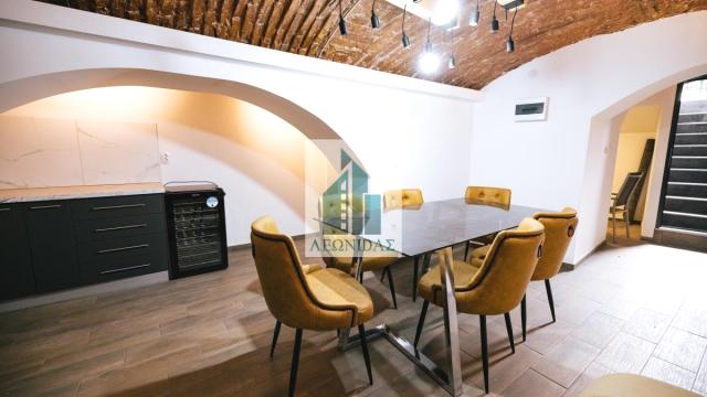 Kuća, Petosoban, Prodaja, 290m2, Medijana, Niš