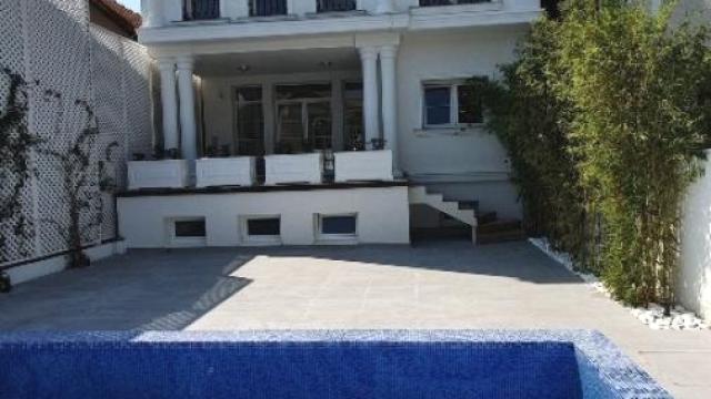 Kuća, Izdavanje, 500m2, Golf, Čukarica, Beograd