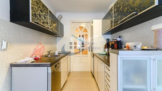 Stan, četvorosoban, Prodaja, 105m2, Centar, Savski venac, Durmitorska