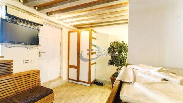 Stan, Dvosoban, Prodaja, 44m2, Cvetni trg, Vračar, Svetozara Markovića