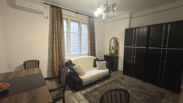 Stan, Dvosoban, Izdavanje, 45m2, Kneginje Zorke