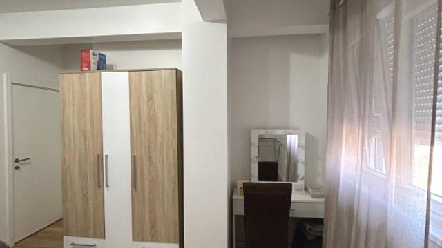 Stan, Trosoban, Izdavanje, 72m2, Vojvode Micka Krstića