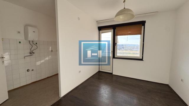 Stan, Dvoiposoban, Prodaja, 68m2, Ćuprija