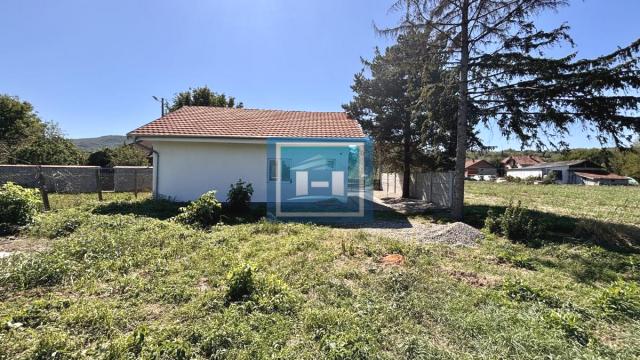 Kuća, četvorosoban, Prodaja, 77m2, Kolonija, Gradska lokacija, Jagodina