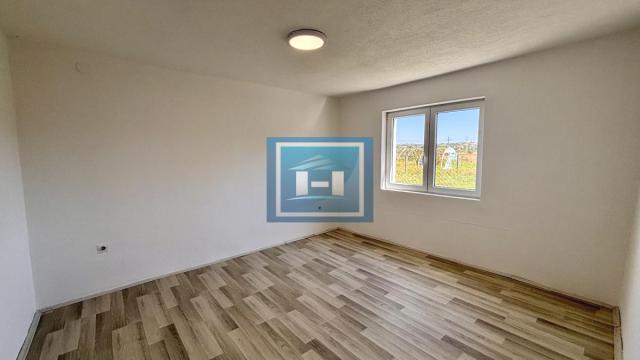 Kuća, četvorosoban, Prodaja, 77m2, Kolonija, Gradska lokacija, Jagodina