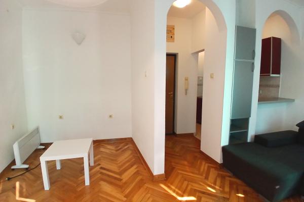 izdavanje, stanova,
beograd, 1063701, jednosoban-dzordza-vasingtona