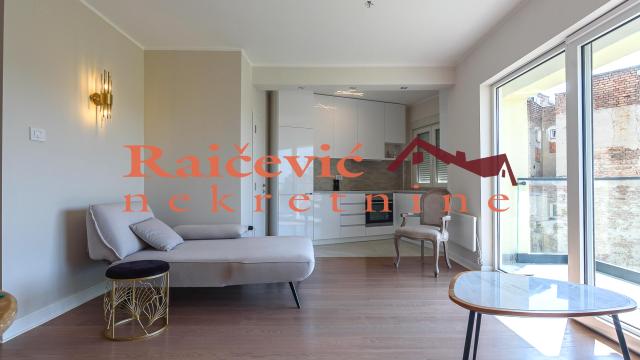 Stan, Dvosoban, Prodaja, 44m2, Centar, Stari grad, Marsala Birjuzova